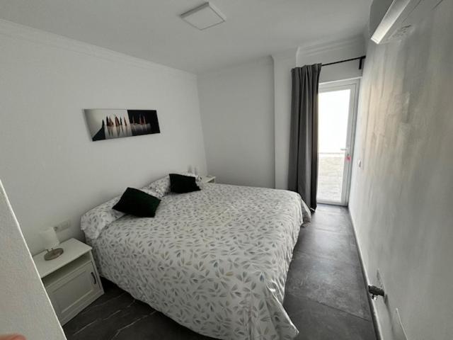 Apartamentos La Caracola El Medano Ла-Марета Экстерьер фото