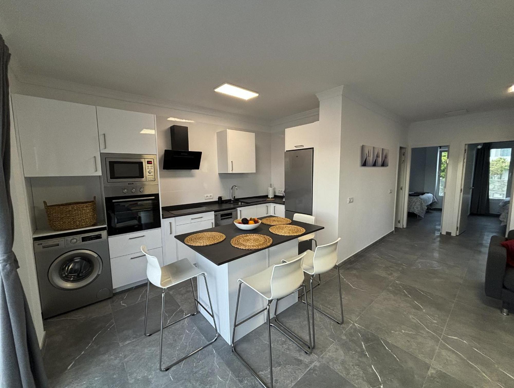 Apartamentos La Caracola El Medano Ла-Марета Экстерьер фото